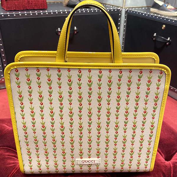 【グッチ×ヒグチユウコ】大人もOKトートバッグ 605614 H6UAH 8954